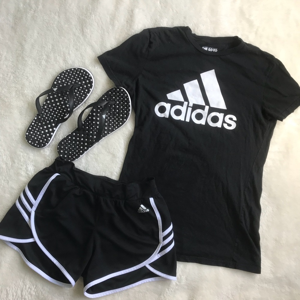 🙌🏻ADIDAS BLACK LOGO GO TO T SHIRT WHITE🙌🏻